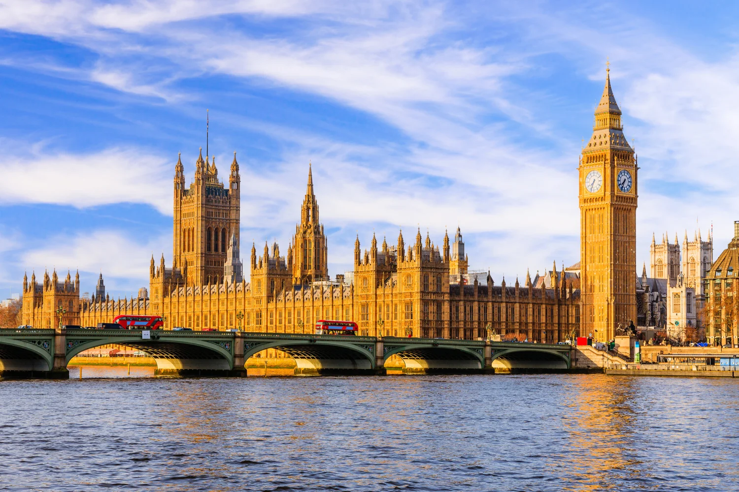 ロンドンの街で、英語とイギリス文化に触れる