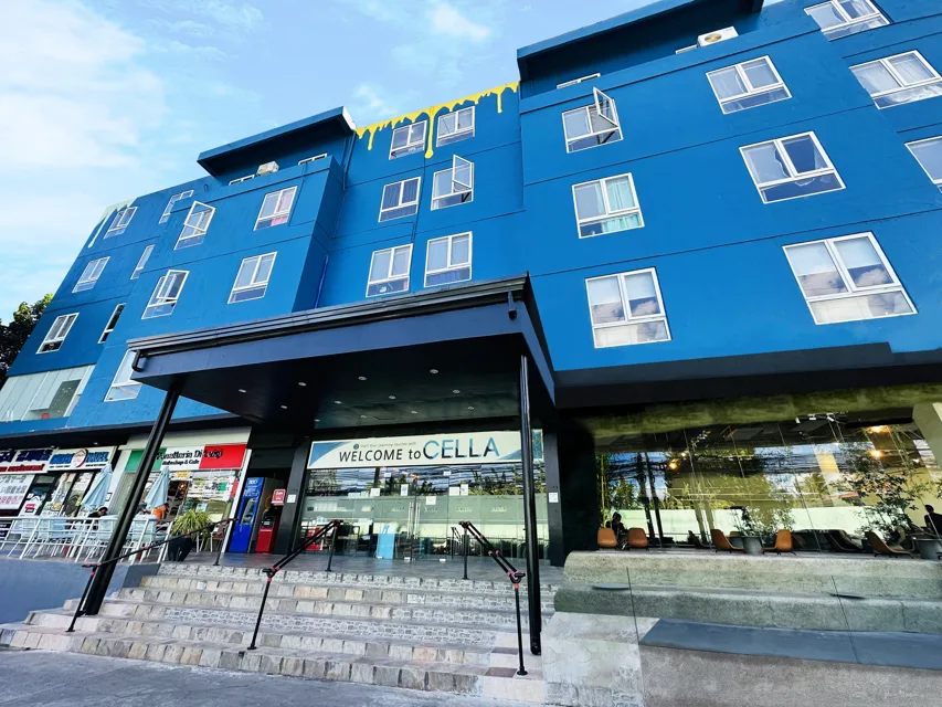 CELLA Premium 校舎外観