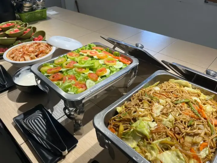 CLARK WE ACADEMY 食堂・食事
