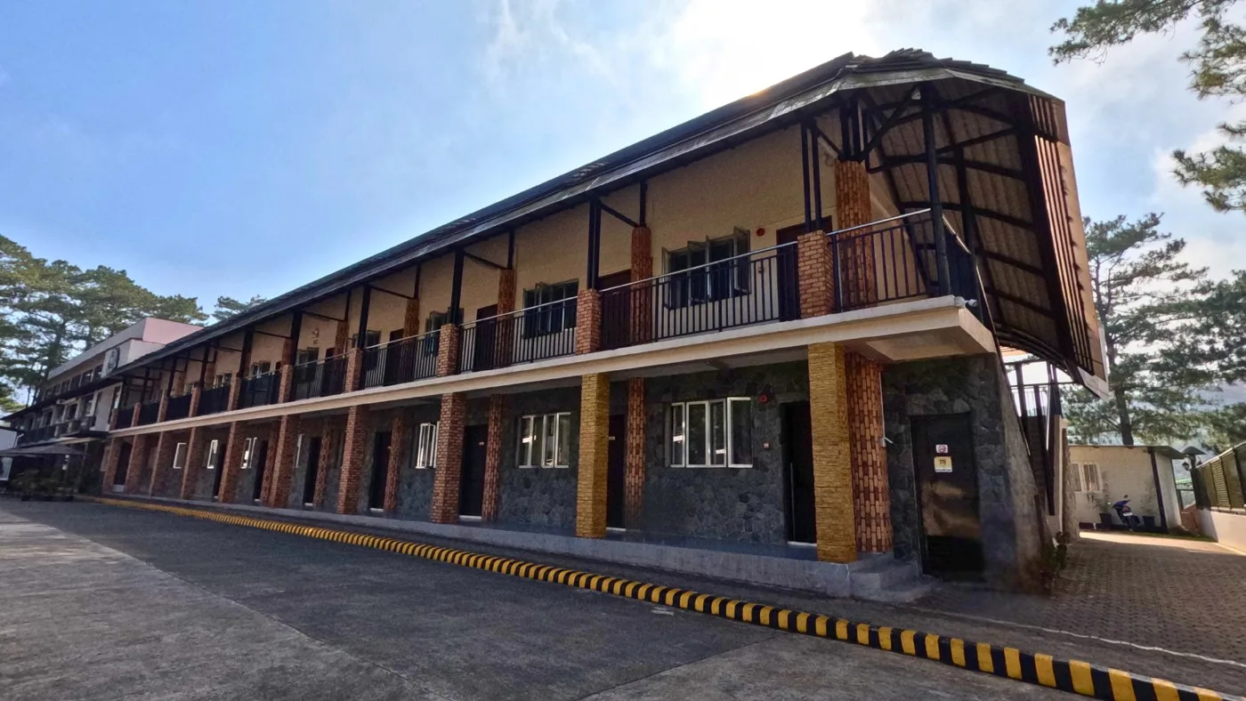 A&J Eco Campus キャンパス外観（別角度）