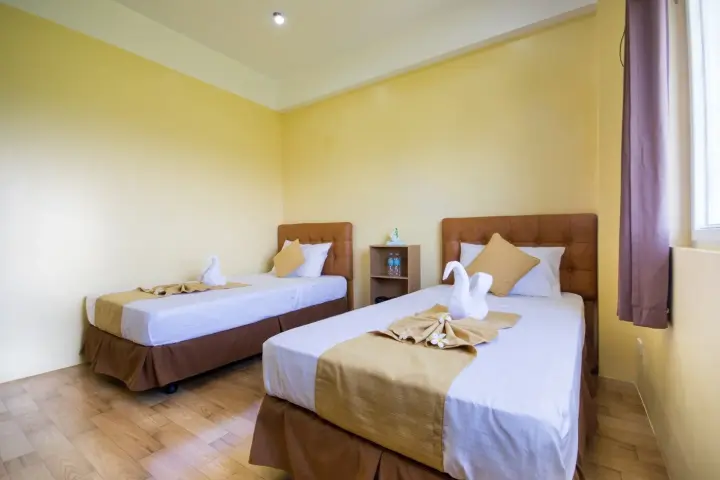 Boracay Coco English Academy Twin Room（別角度）