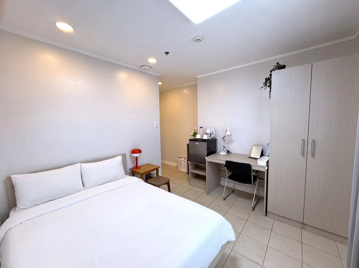 MONOL Sparta Standard Single Room