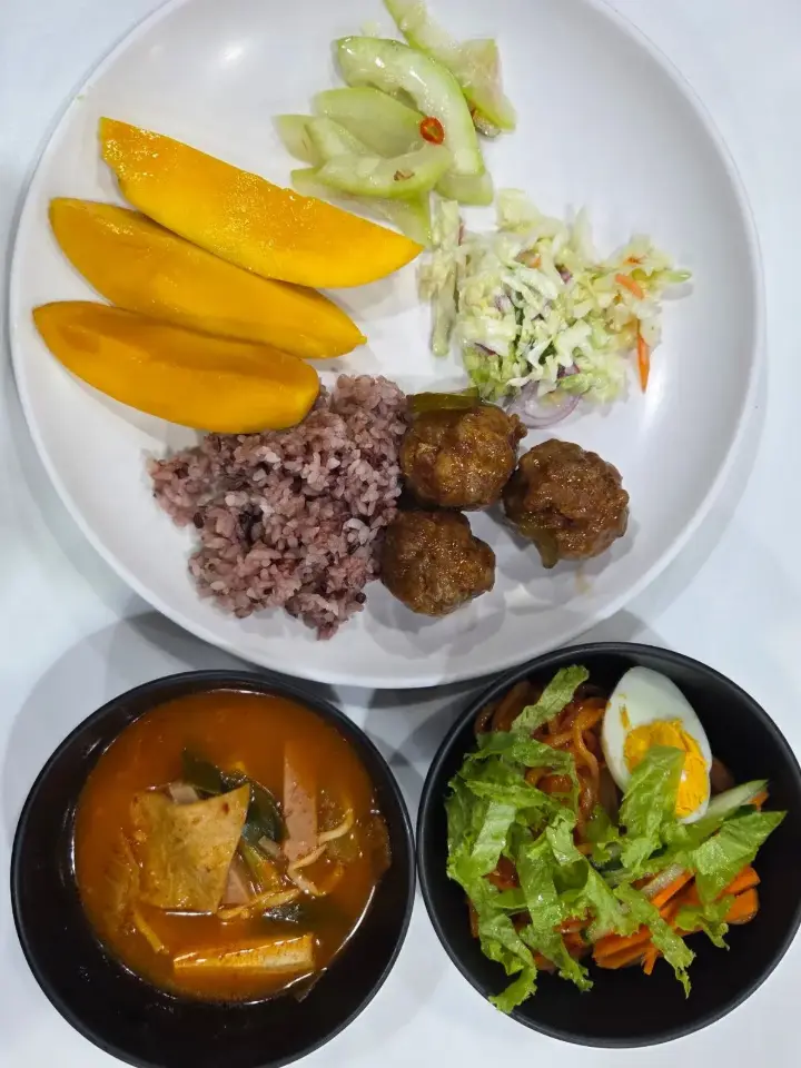 Baguio JIC Challenger 食堂・食事