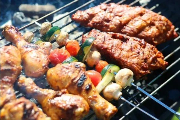 これだけは、絶対に食べたい!!フィリピン料理 10選|7. バルバクア (Barbecue)